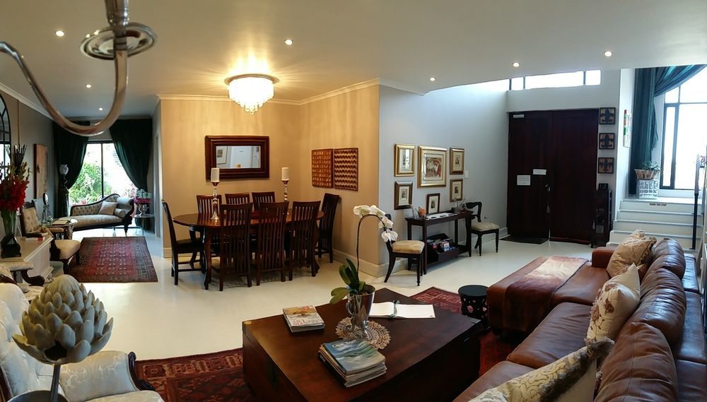 Cape Pillars Boutique Hotel Durbanville Exterior photo