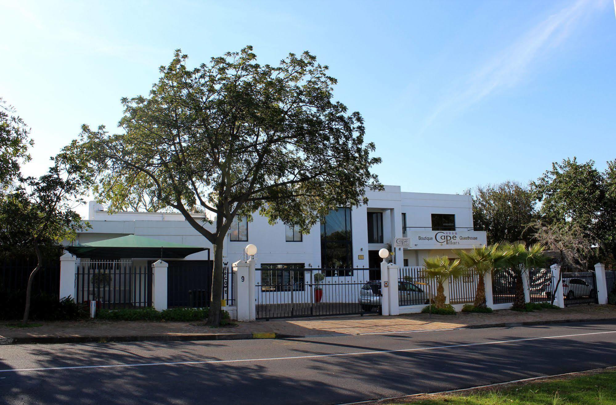 Cape Pillars Boutique Hotel Durbanville Exterior photo