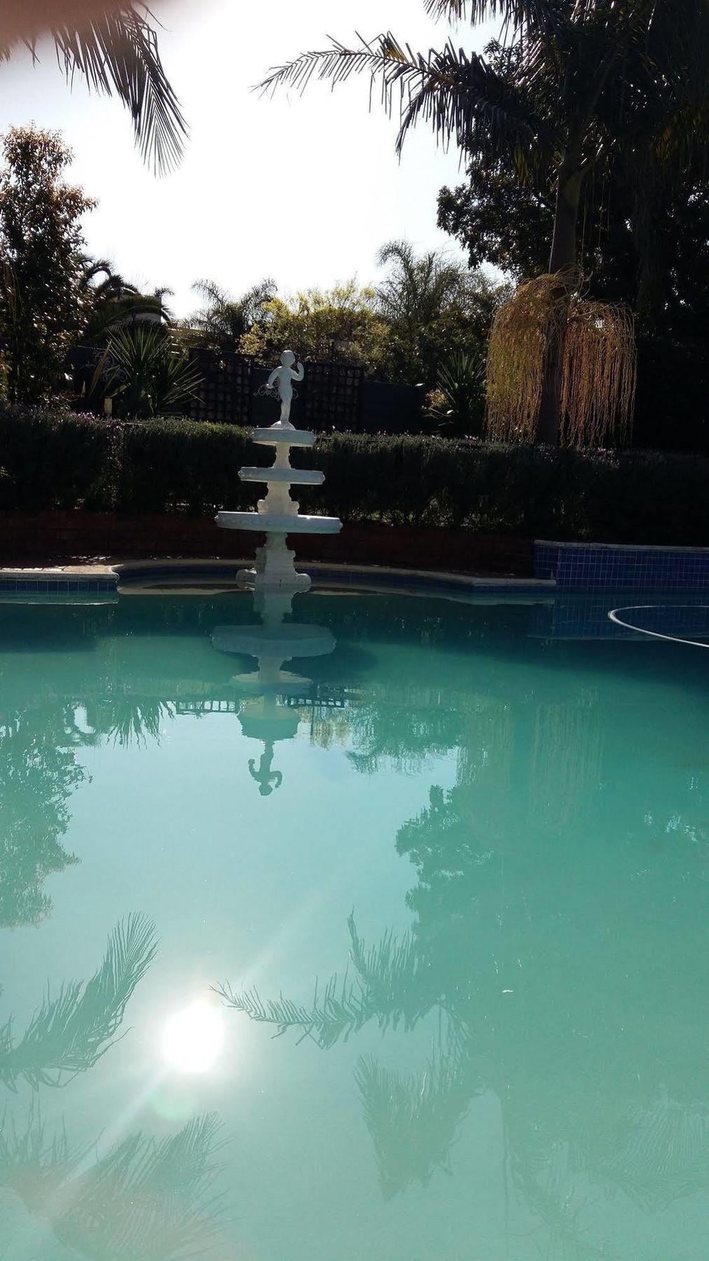 Cape Pillars Boutique Hotel Durbanville Exterior photo